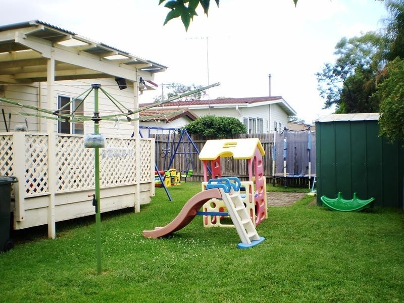 31 Third Street, Warragamba NSW 2752