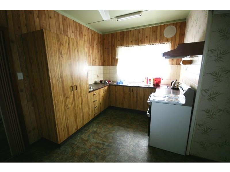 10 Ninth Street, Warragamba NSW 2752