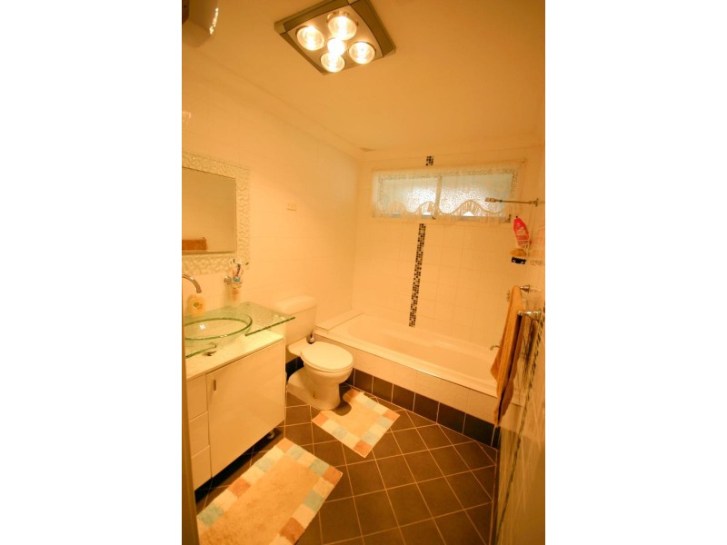 16 Antonia Crescent, Cranebrook NSW 2749