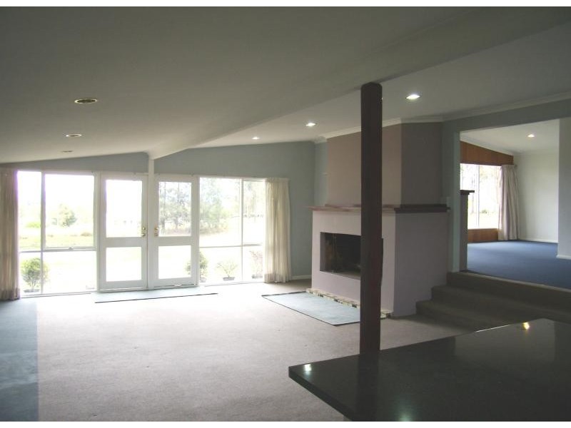 40 Dwyer Road, Bringelly NSW 2556