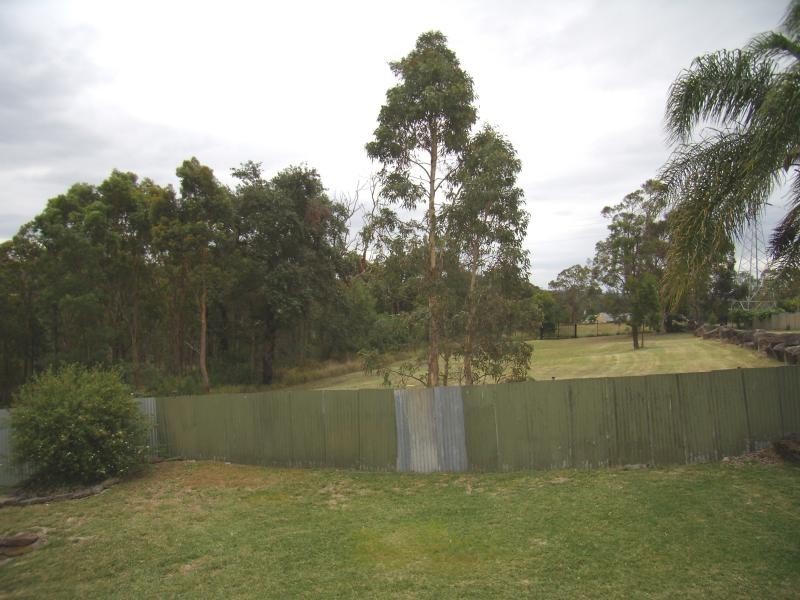 13 Ninth Street, Warragamba NSW 2752