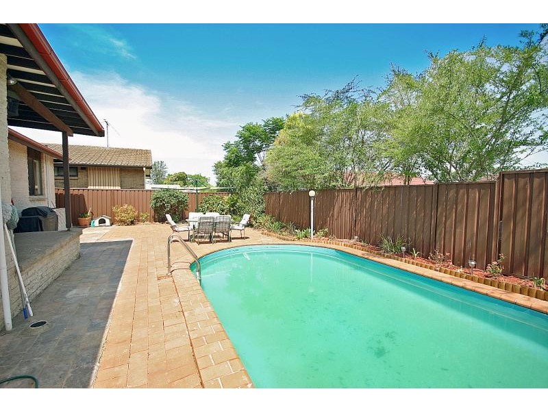 16 Allsopp Drive, Cambridge Gardens NSW 2747