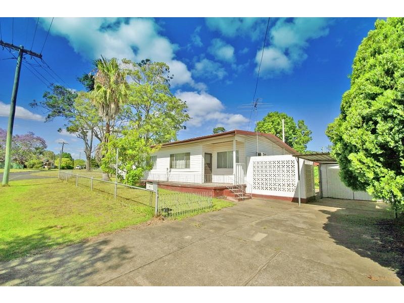 19 Third Street, Warragamba NSW 2752