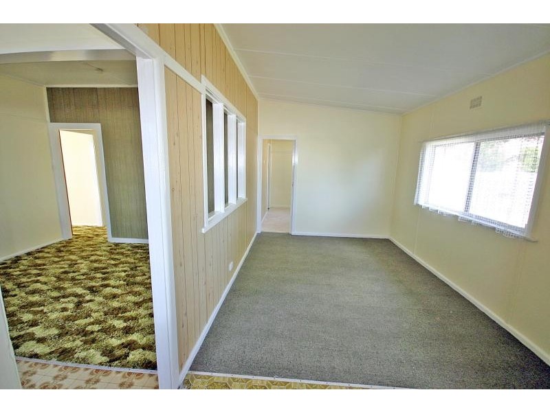 19 Third Street, Warragamba NSW 2752