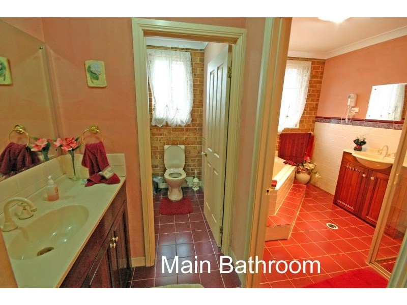 240 Luddenham Road, Luddenham NSW 2745