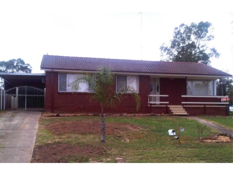 8 Jason Avenue, South Penrith NSW 2750