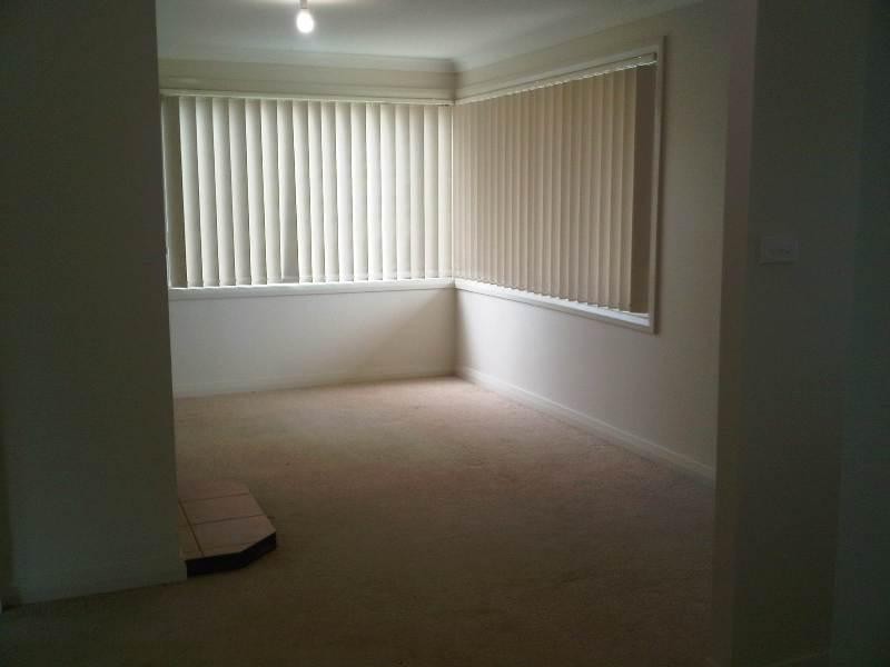 8 Jason Avenue, South Penrith NSW 2750