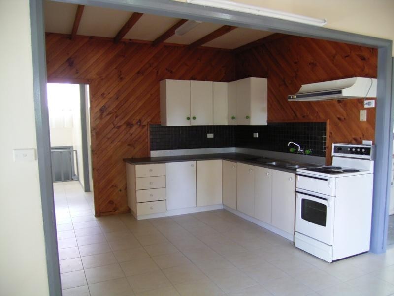 17 B Fourteenth Street, Warragamba NSW 2752