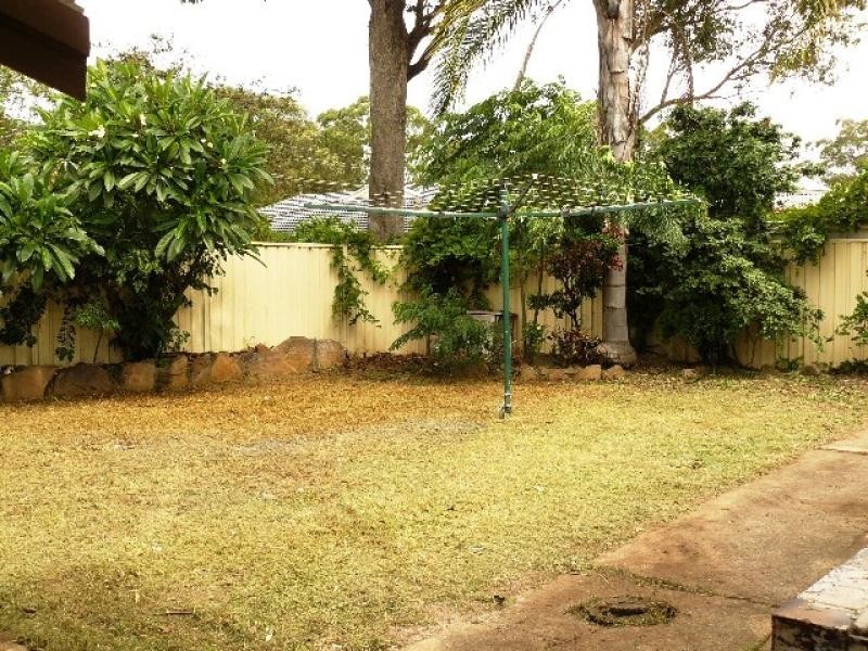 16 Sutton Rd, Cambridge Park NSW 2747