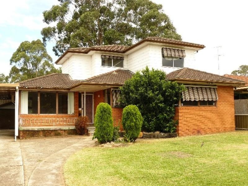 16 Sutton Rd, Cambridge Park NSW 2747
