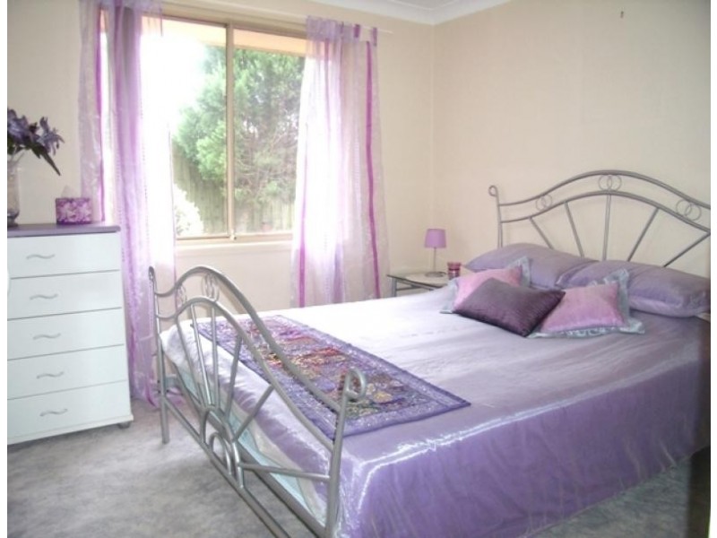 6 Bluewren Close, Glenmore Park NSW 2745