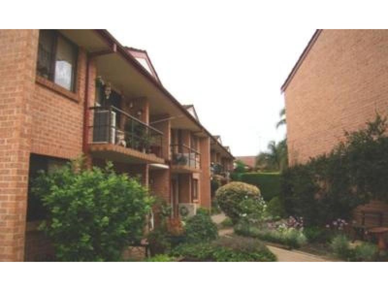 Unit 8/2 Park Road “Regal Oaks”, Wallacia NSW 2745