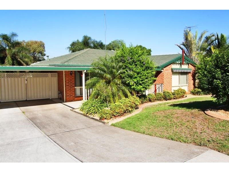 5 Ellim Pl, Cranebrook NSW 2749