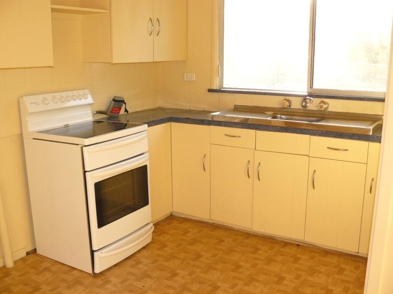 7 Nineteenth St, Warragamba NSW 2752