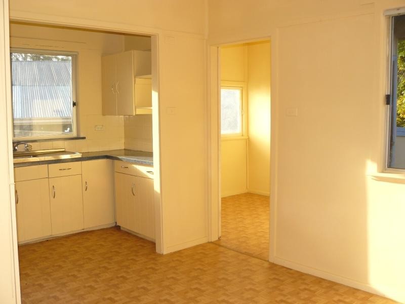 7 Nineteenth St, Warragamba NSW 2752