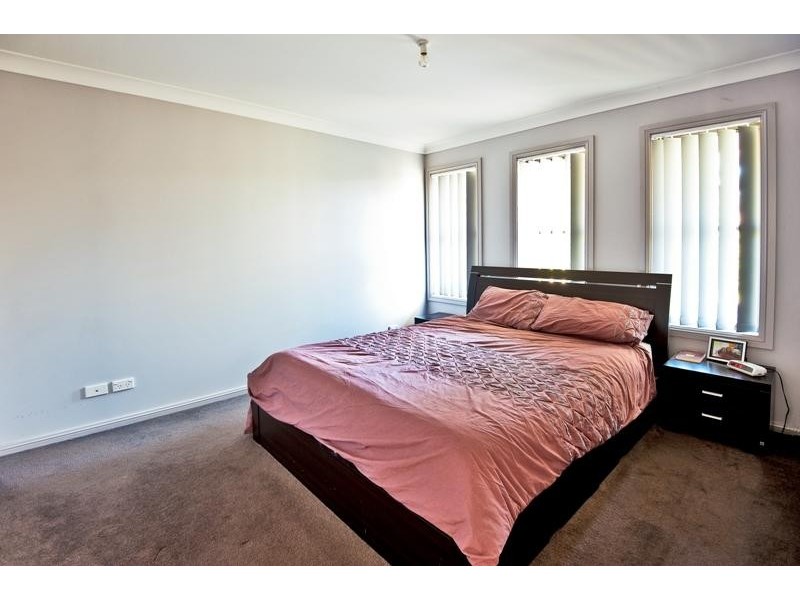 52 A Pembroke St, Cambridge Park NSW 2747