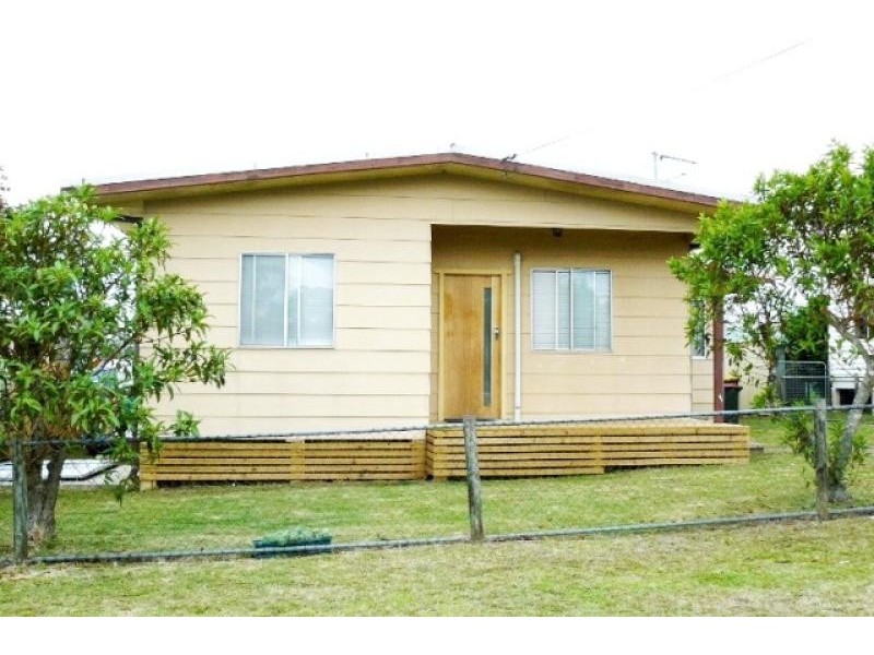 82 Weir Road, Warragamba NSW 2752