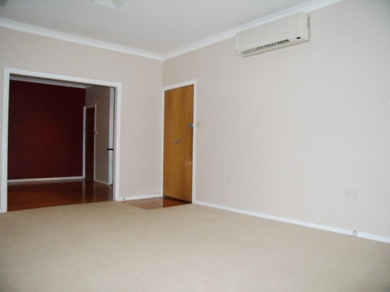 48 Thirteenth Street, Warragamba NSW 2752