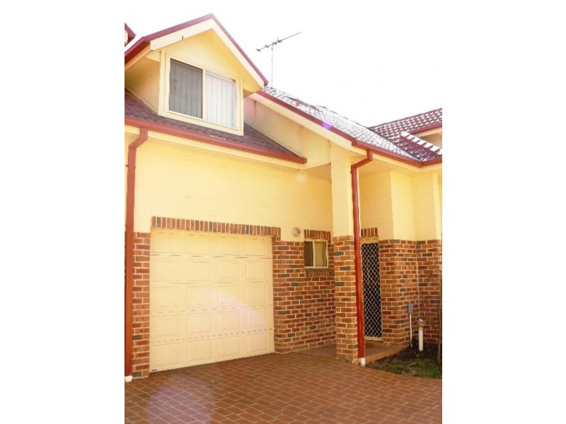 Unit 3/32 Stafford St, Kingswood NSW 2747