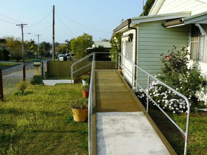 12 First Street, Warragamba NSW 2752