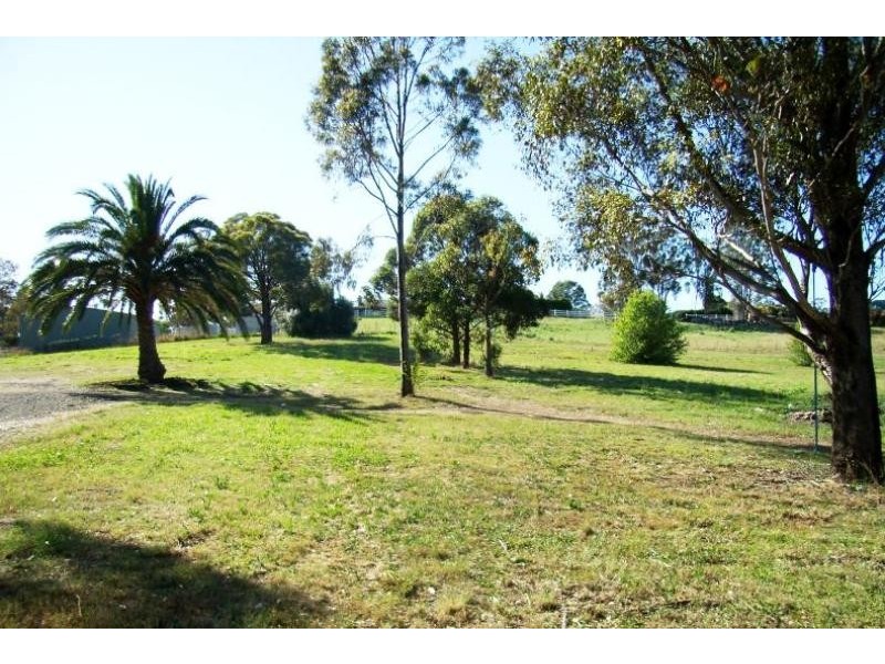 2 Cross Road, Orchard Hills NSW 2748