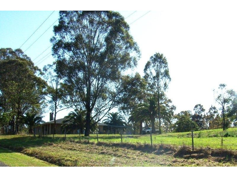 2 Cross Road, Orchard Hills NSW 2748