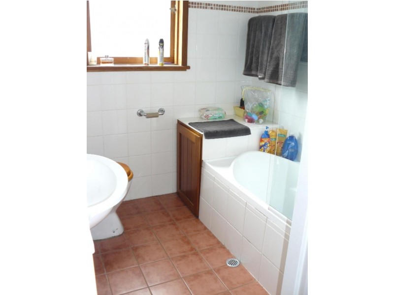 90 Weir Road, Warragamba NSW 2752