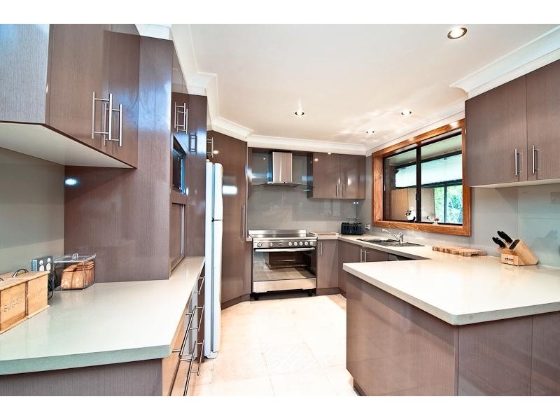 8 Sales Avenue, Silverdale NSW 2752