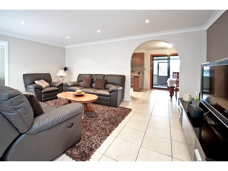 8 Sales Avenue, Silverdale NSW 2752