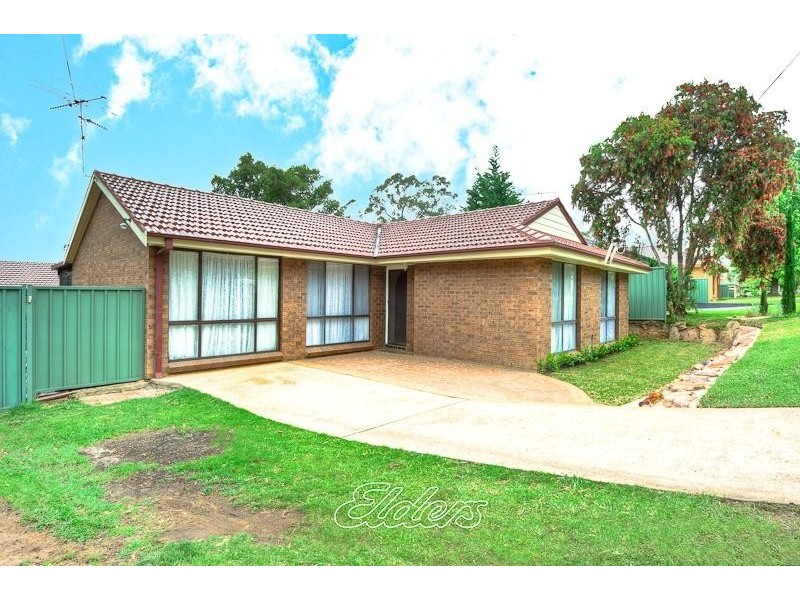 8 Sales Avenue, Silverdale NSW 2752