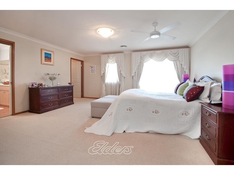 29 Kiernan Cres, Abbotsbury NSW 2176