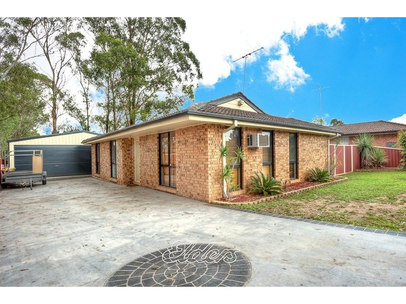 10 Ravenglass Place, Cranebrook NSW 2749