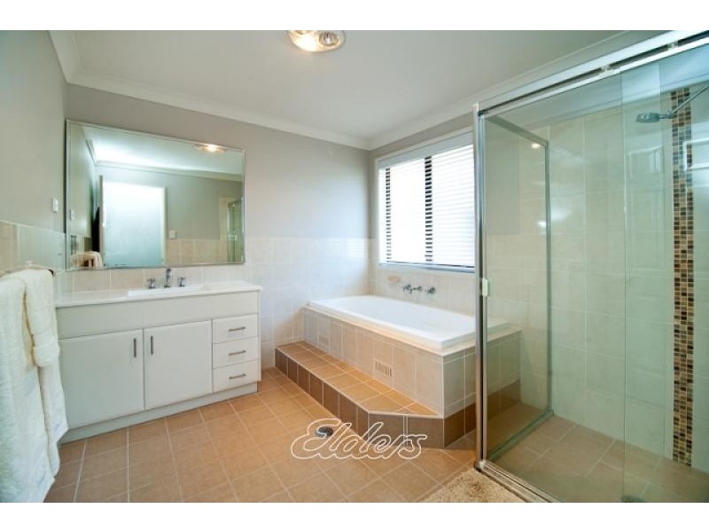 7 Waterford Way, Glenmore Park NSW 2745