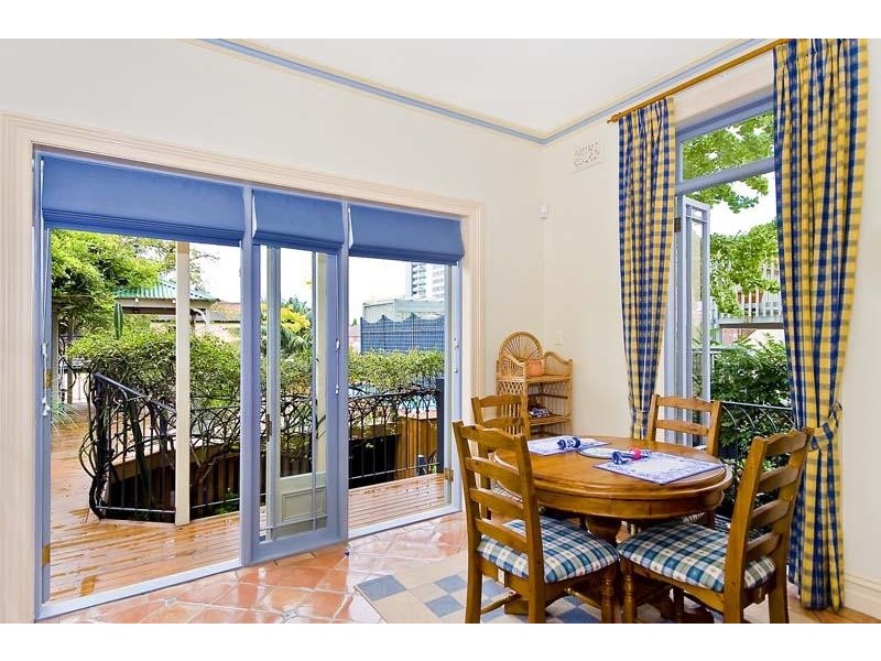 15 WALKER STREET, Lavender Bay NSW 2060