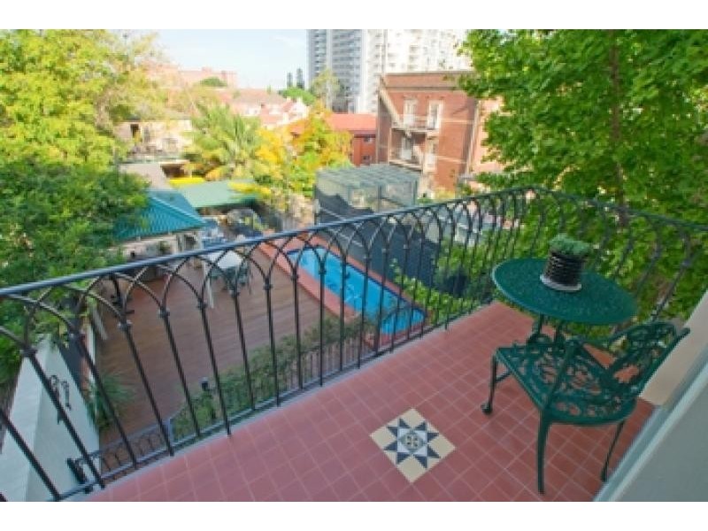 15 WALKER STREET, Lavender Bay NSW 2060