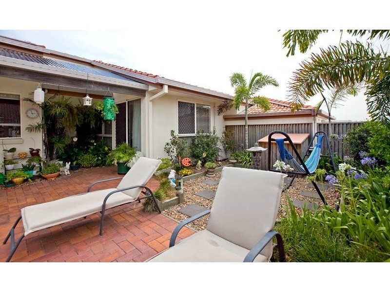 16 Villari Close, Belmont QLD 4153