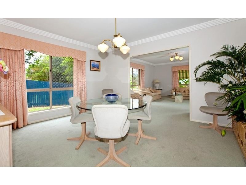 14 Jennings Court, Carindale QLD 4152