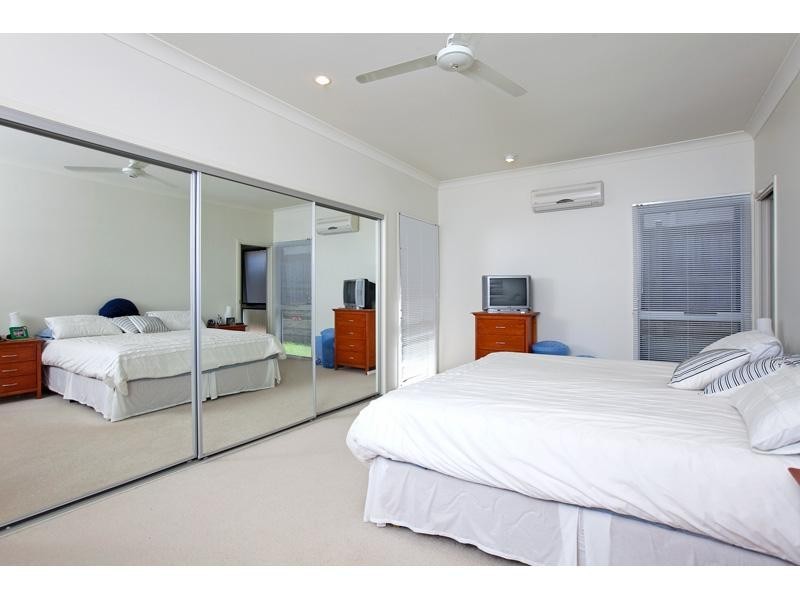 43 Yarra Road, Wakerley QLD 4154