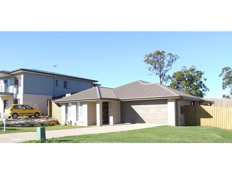 6 Alexander Close, Mackenzie QLD 4156