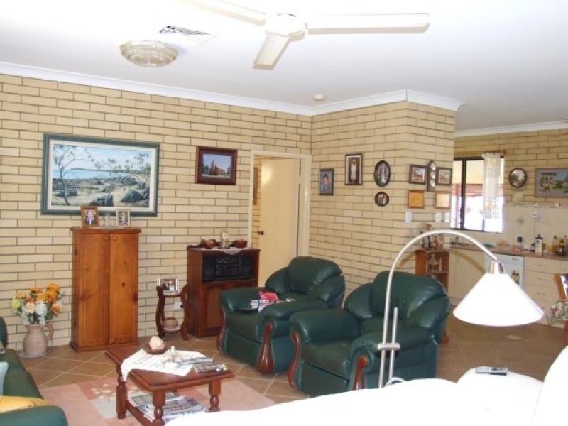 122 Glen Esk Road, Esk QLD 4312