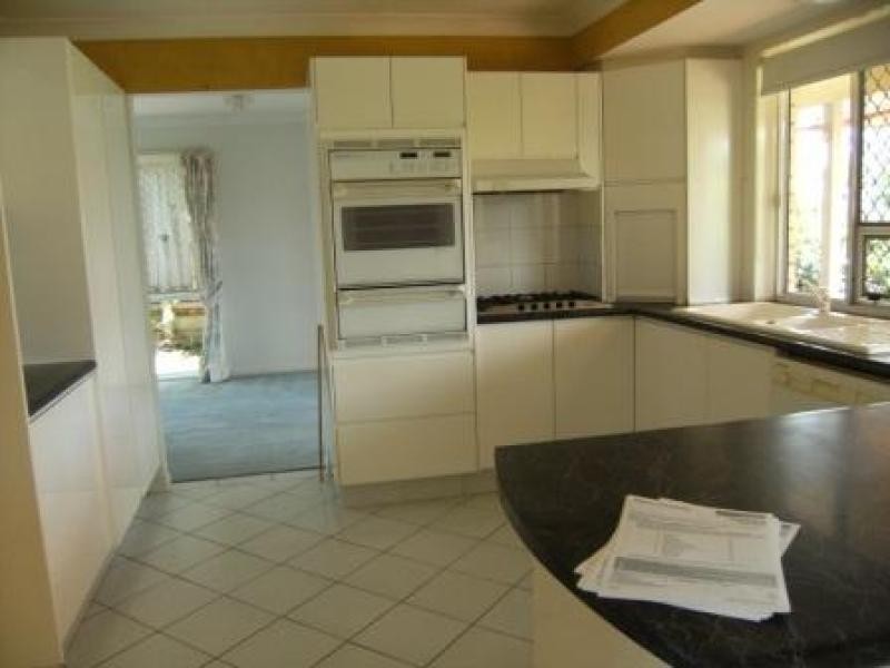 27 Buckinghamia Place, Stretton QLD 4116