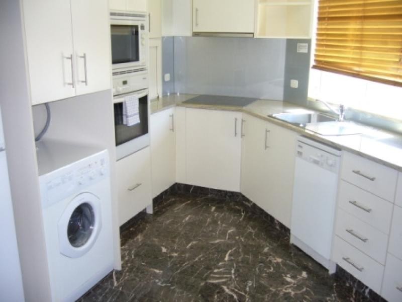 Unit 802/7 Malana Street, Surfers Paradise QLD 4217