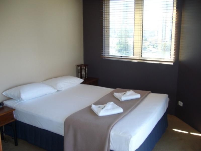 Unit 802/7 Malana Street, Surfers Paradise QLD 4217