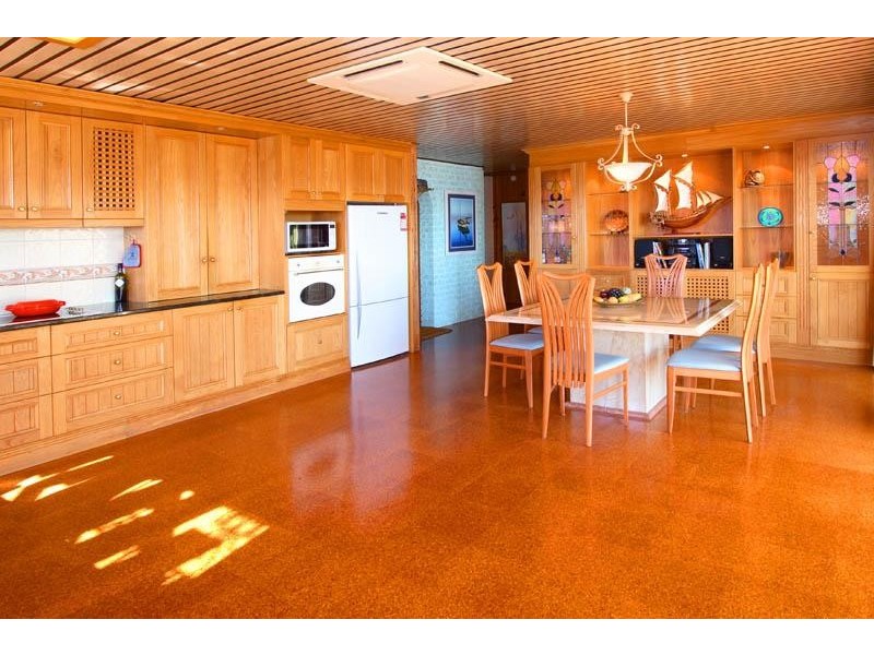 150 Main Road, Wellington Point QLD 4160