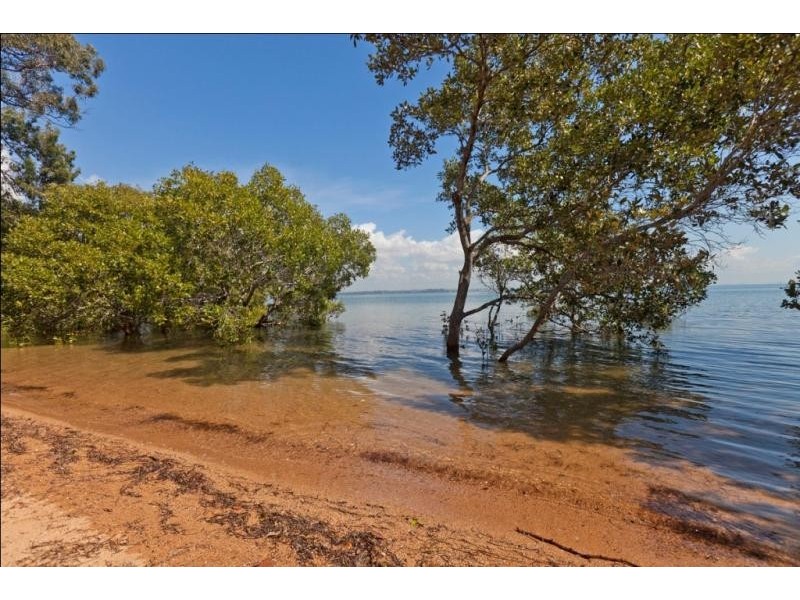 150 Main Road, Wellington Point QLD 4160