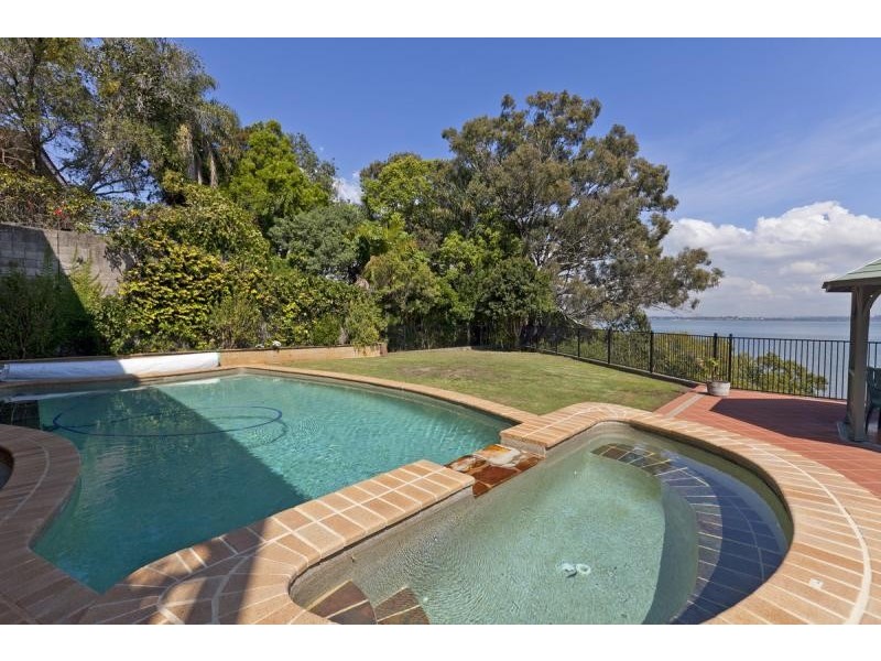 150 Main Road, Wellington Point QLD 4160