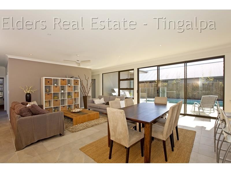59 MOSSVALE DRIVE, Wakerley QLD 4154