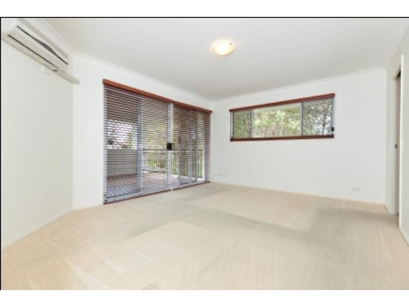 9 Daphne Place, Wakerley QLD 4154