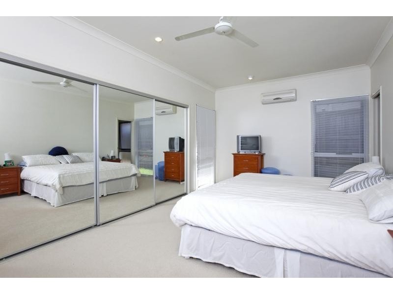 43 Yarra, Wakerley QLD 4154