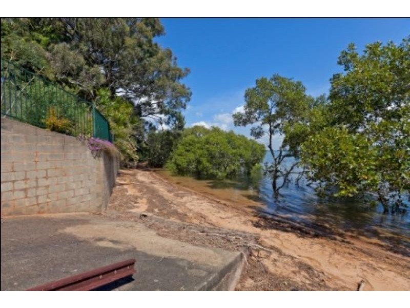150 Main Road, Wellington Point QLD 4160